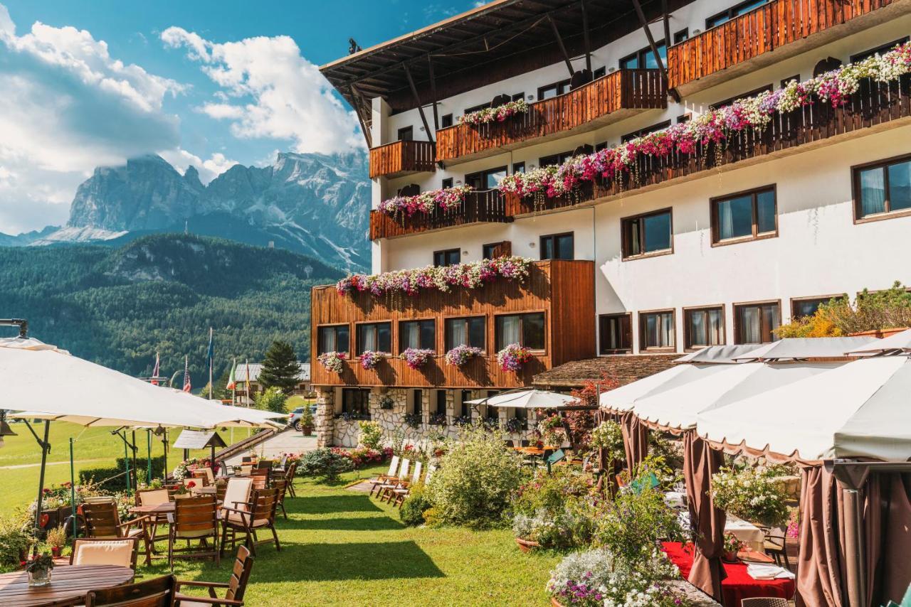 Mirage Hotel Cortina dʼAmpezzo